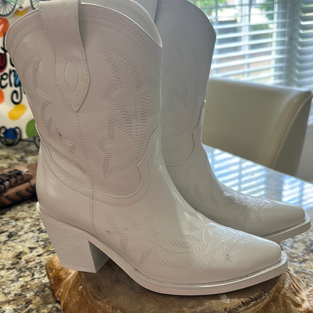 Women's White Western Boots